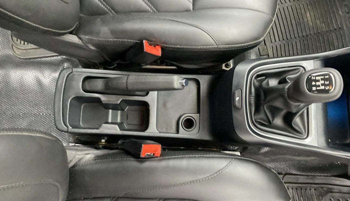 2024 Tata ALTROZ XM PLUS PETROL, Petrol, Manual, 10,162 km, Gear Lever