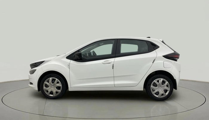 2024 Tata ALTROZ XM PLUS PETROL, Petrol, Manual, 10,162 km, Left Side