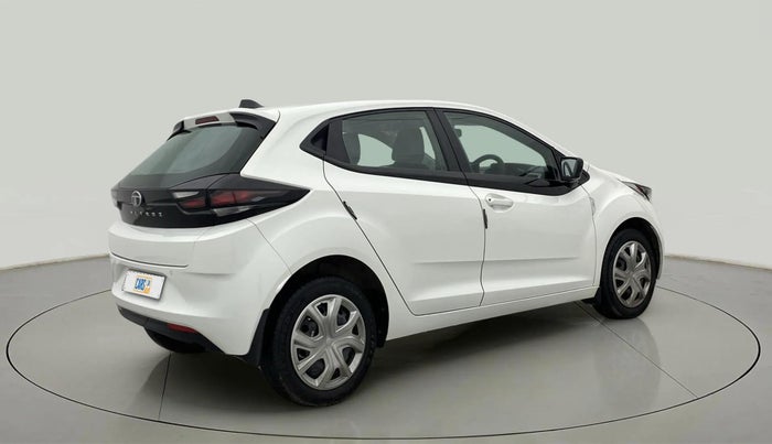 2024 Tata ALTROZ XM PLUS PETROL, Petrol, Manual, 10,162 km, Right Back Diagonal