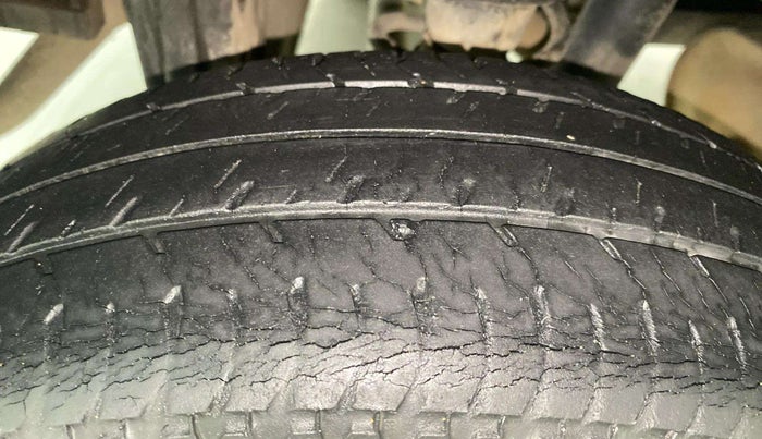 2017 Maruti Alto K10 VXI (O), Petrol, Manual, 35,543 km, Right Rear Tyre Tread