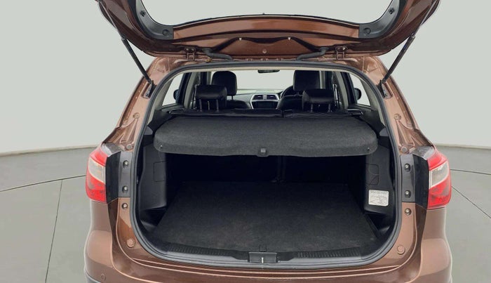 2020 Maruti S Cross ZETA AT 1.5, Petrol, Automatic, 80,983 km, Boot Inside
