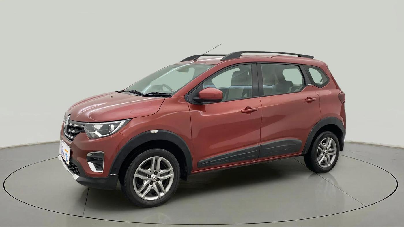 2020 Renault TRIBER RXZ, Petrol, Manual, 46,808 km, Left Front Diagonal