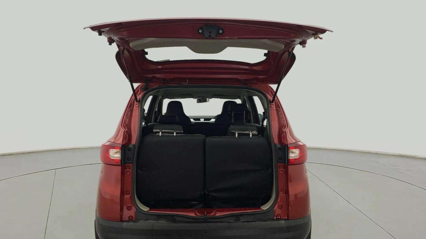2020 Renault TRIBER RXZ, Petrol, Manual, 46,808 km, Boot Door Open