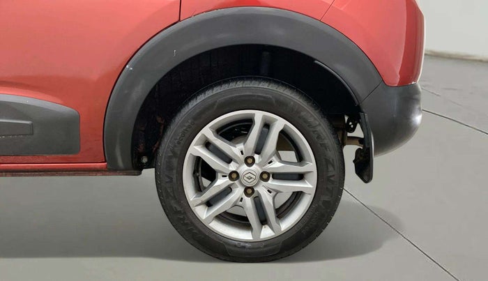 2020 Renault TRIBER RXZ, Petrol, Manual, 46,548 km, Left Rear Wheel