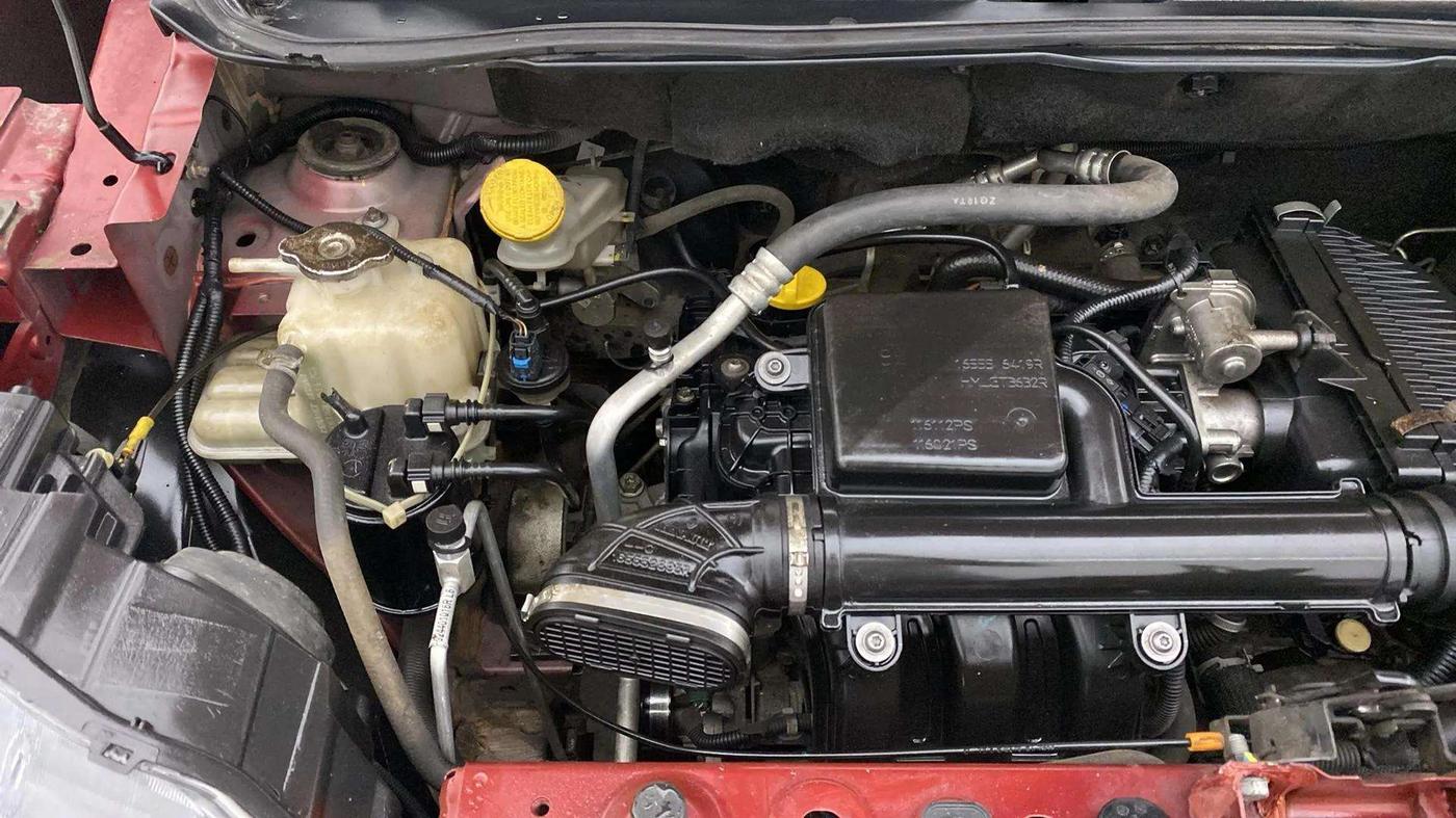 2020 Renault TRIBER RXZ, Petrol, Manual, 46,808 km, Engine View - Right
