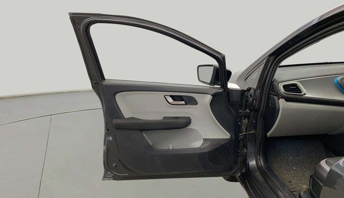 2021 Tata ALTROZ XZ PETROL, Petrol, Manual, 42,250 km, LHS Front Door