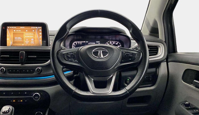 2021 Tata ALTROZ XZ PETROL, Petrol, Manual, 42,250 km, Steering Wheel Close Up