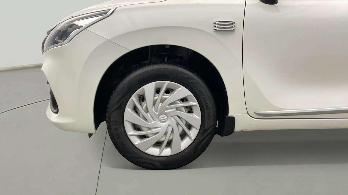 2023 Maruti Baleno SIGMA PETROL 1.2, Petrol, Manual, 39,611 km, Left Front Wheel