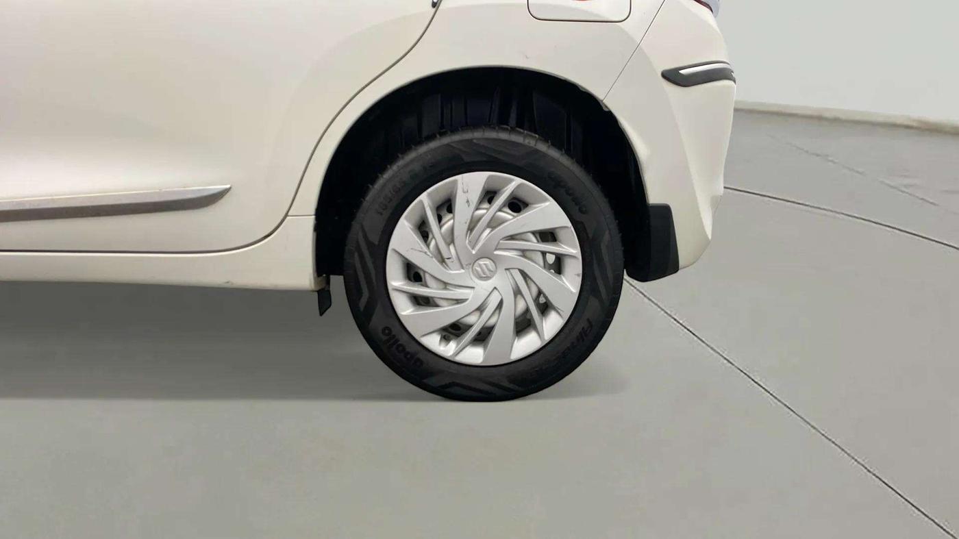 2023 Maruti Baleno SIGMA PETROL 1.2, Petrol, Manual, 39,611 km, Left Rear Wheel