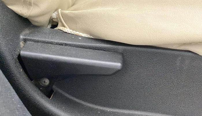 2019 Tata NEXON XMA PETROL, Petrol, Automatic, 55,230 km, Driver Side Adjustment Panel