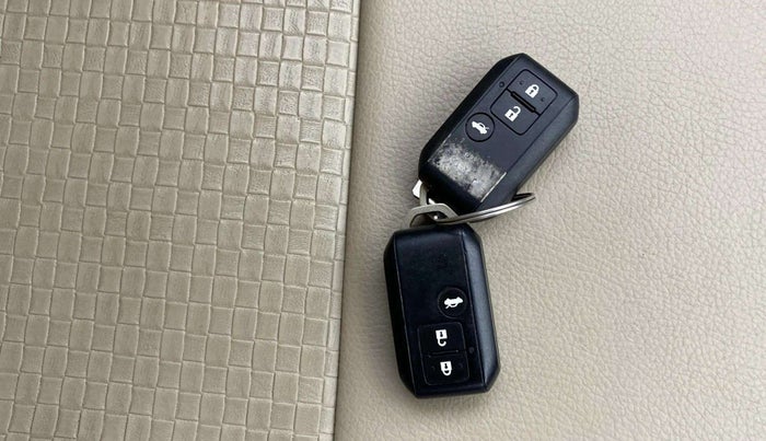 2019 Maruti Dzire ZXI AMT, Petrol, Automatic, 47,714 km, Key Close Up