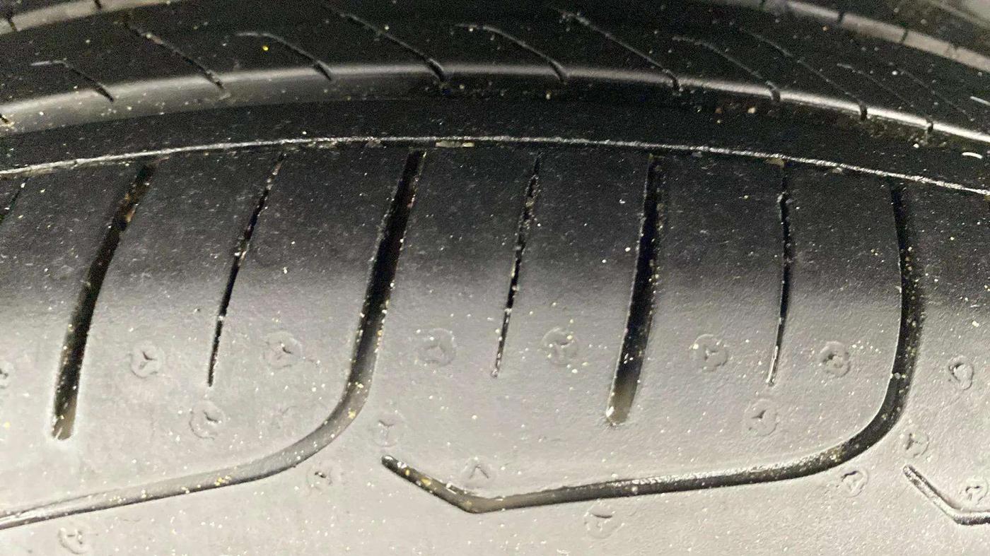 2019 Maruti Dzire ZXI AMT, Petrol, Automatic, 47,814 km, Left Rear Tyre Tread
