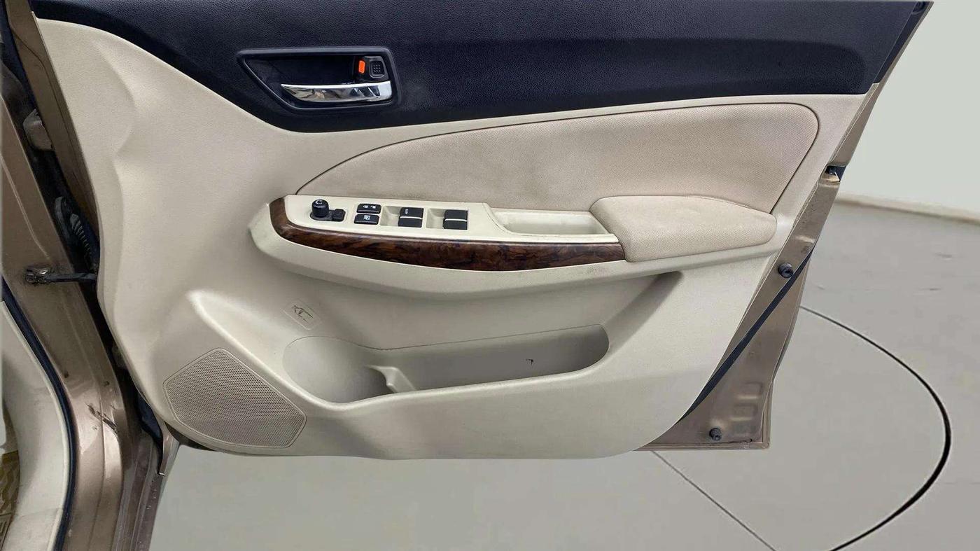 2019 Maruti Dzire ZXI AMT, Petrol, Automatic, 47,814 km, Driver Side Door Panels Control