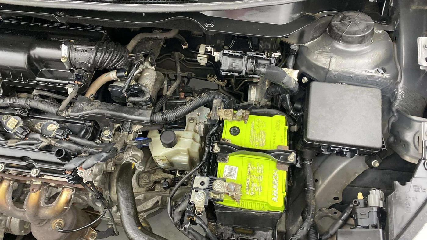 2019 Maruti Dzire ZXI AMT, Petrol, Automatic, 47,814 km, Engine View - Left
