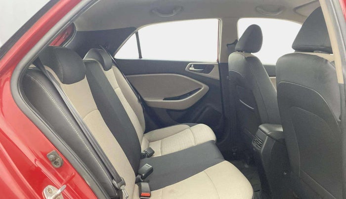 2014 Hyundai Elite i20 MAGNA 1.2, Petrol, Manual, 28,844 km, Right Side Rear Door Cabin