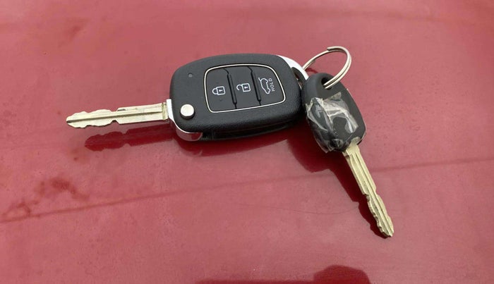 2014 Hyundai Elite i20 MAGNA 1.2, Petrol, Manual, 28,844 km, Key Close Up