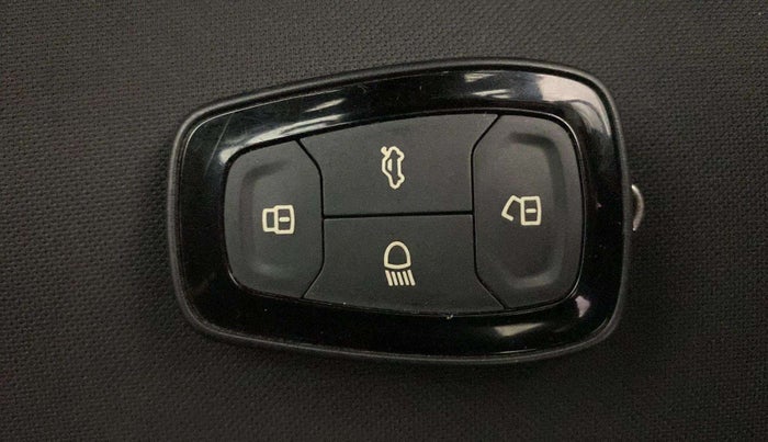 2020 Tata NEXON XZA PLUS (O) PETROL, Petrol, Automatic, 20,161 km, Key Close Up