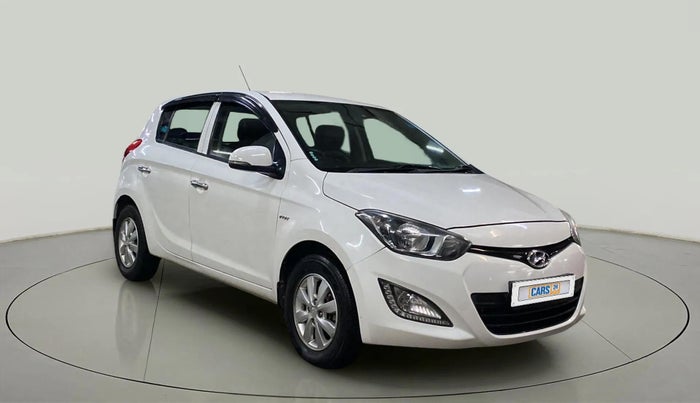 2014 Hyundai i20 SPORTZ 1.2, Petrol, Manual, 1,01,320 km, Right Front Diagonal