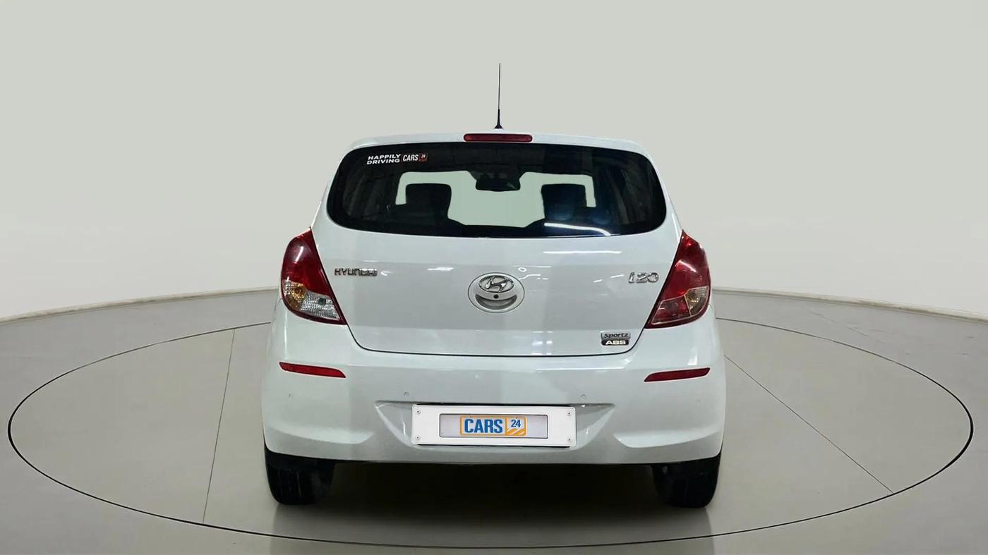 2014 Hyundai i20 SPORTZ 1.2, Petrol, Manual, 1,01,320 km, Back/Rear