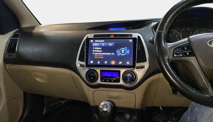 2014 Hyundai i20 SPORTZ 1.2, Petrol, Manual, 1,01,320 km, Air Conditioner
