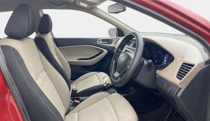 2015 Hyundai Elite i20 ASTA 1.2, Petrol, Manual, 1,33,517 km, Right Side Front Door Cabin