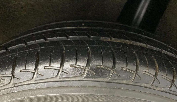 2019 Maruti Baleno SIGMA PETROL 1.2, CNG, Manual, 18,244 km, Left Rear Tyre Tread