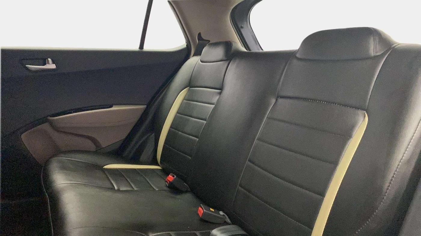 2018 Hyundai Grand i10 SPORTZ 1.2 KAPPA VTVT, Petrol, Manual, 62,201 km, Right Side Rear Door Cabin