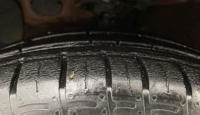 2019 Hyundai Grand i10 ASTA 1.2 KAPPA VTVT, Petrol, Manual, 49,271 km, Left Front Tyre Tread