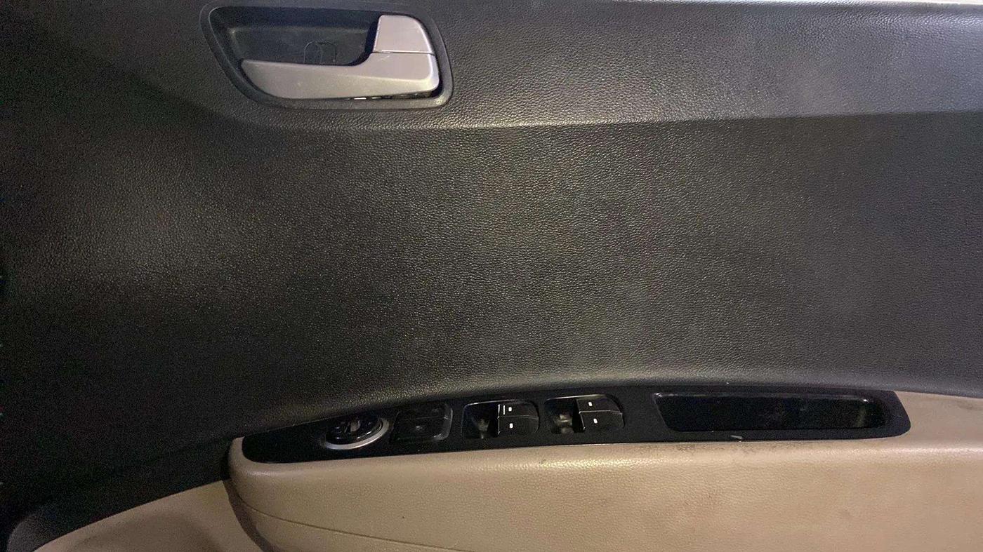 2018 Hyundai Grand i10 SPORTZ U2 1.2 CRDI, Diesel, Manual, 92,575 km, Driver Side Door Panels Control