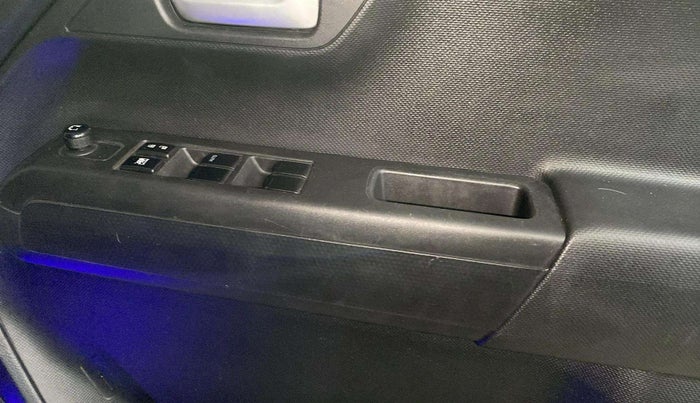 2020 Maruti New Wagon-R VXI (O) 1.0, Petrol, Manual, 48,317 km, Driver Side Door Panels Control