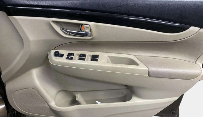 2016 Maruti Ciaz VXI, Petrol, Manual, 82,540 km, Driver Side Door Panels Control