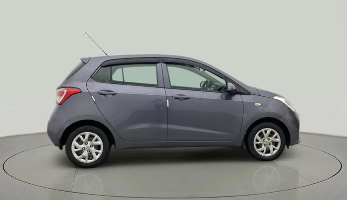 2017 Hyundai Grand i10 SPORTZ 1.2 KAPPA VTVT, Petrol, Manual, 52,759 km, Right Side View