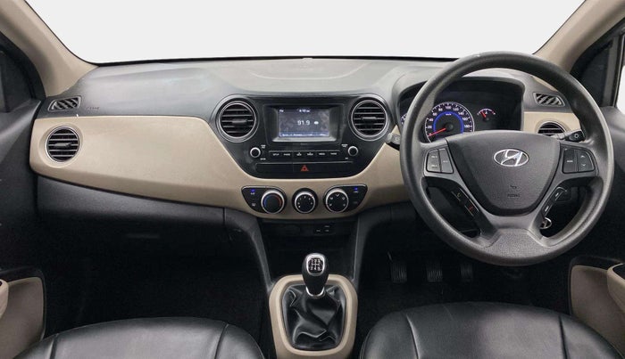 2017 Hyundai Grand i10 SPORTZ 1.2 KAPPA VTVT, Petrol, Manual, 52,759 km, Dashboard