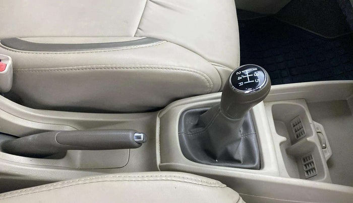 2022 Maruti Ertiga ZXI (O) CNG, CNG, Manual, 222 km, Gear Lever