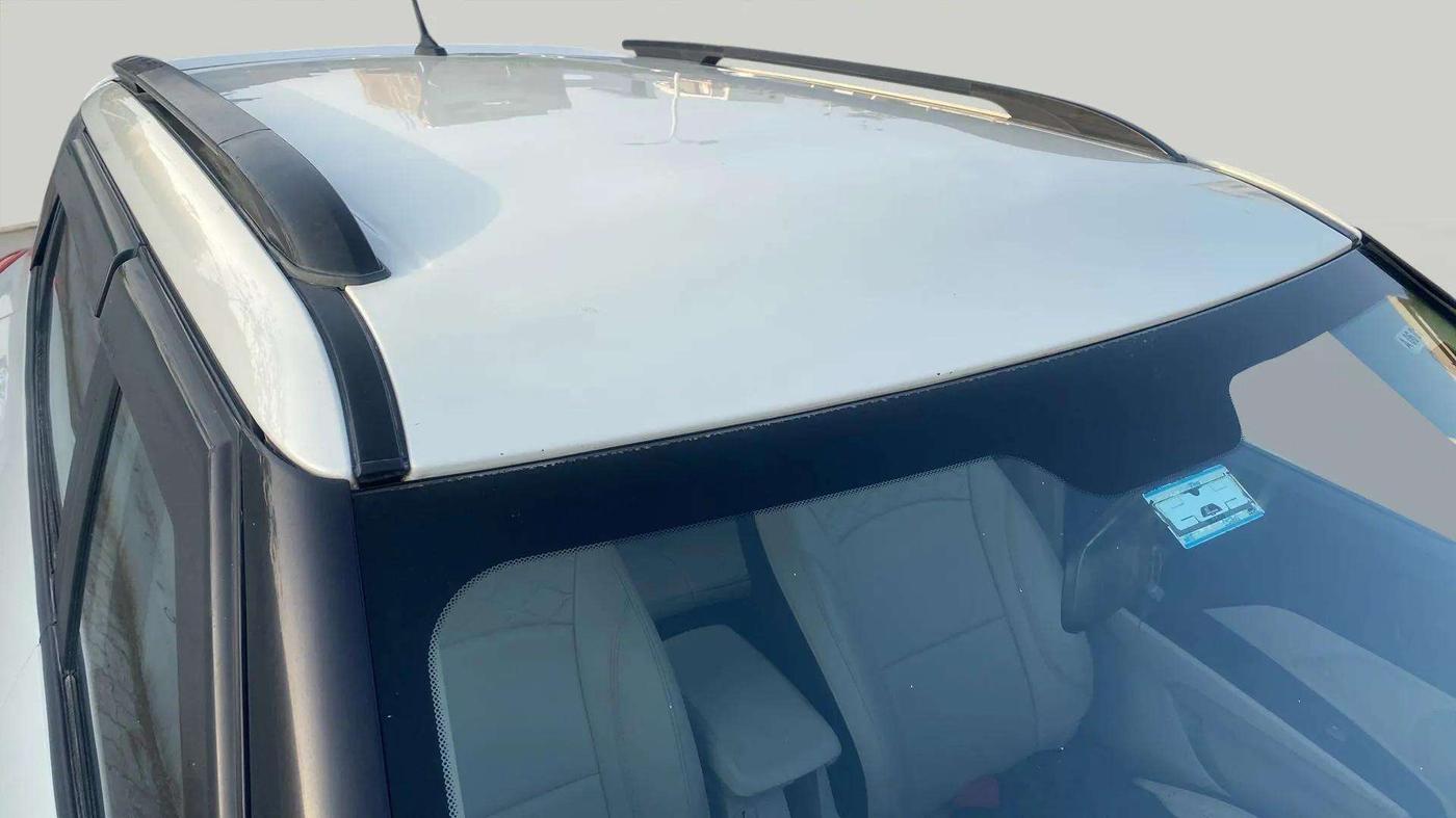 2021 Mahindra XUV300 W6 1.2 PETROL, Petrol, Manual, 99,780 km, Roof