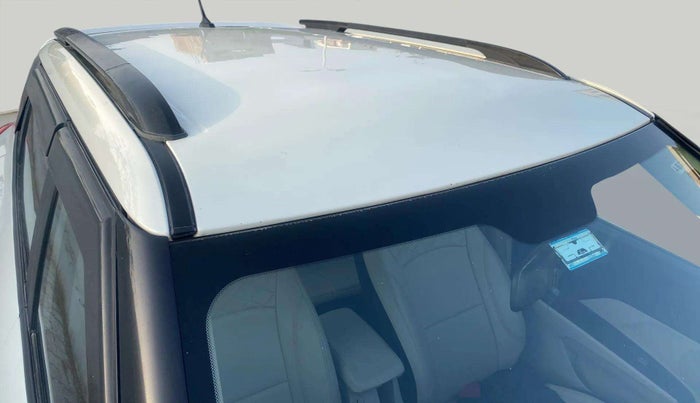 2021 Mahindra XUV300 W6 1.2 PETROL, Petrol, Manual, 99,780 km, Roof