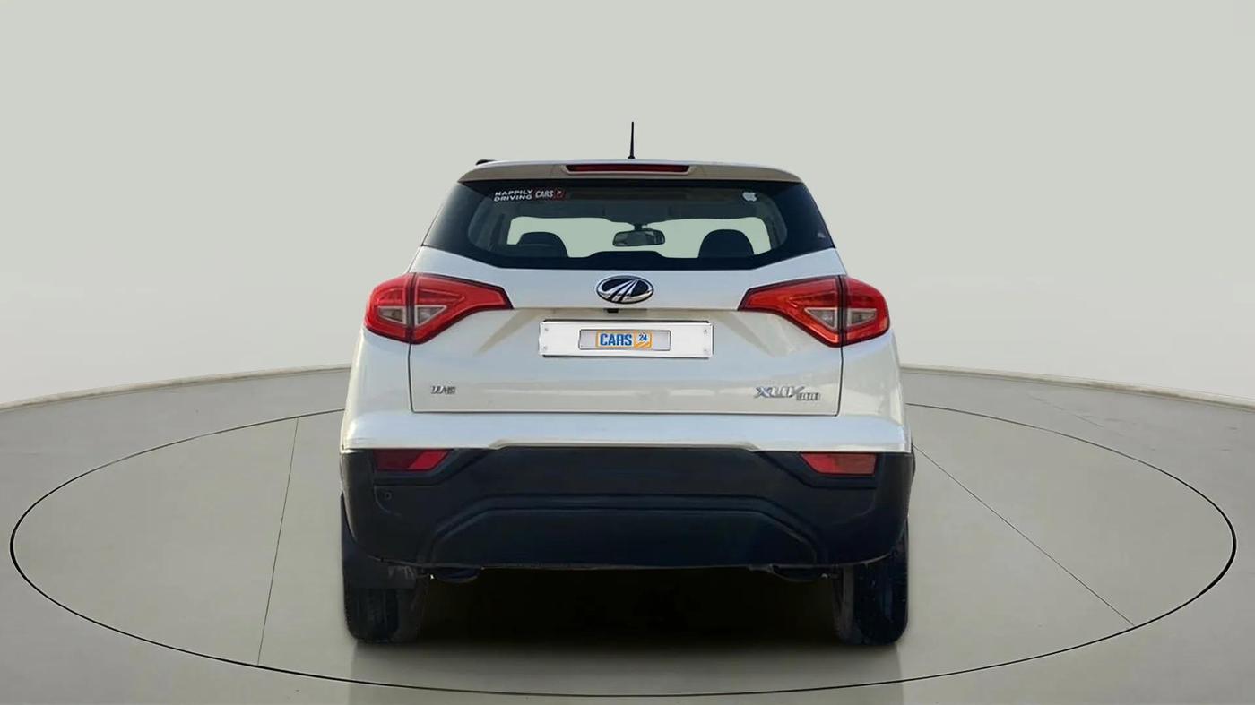 2021 Mahindra XUV300 W6 1.2 PETROL, Petrol, Manual, 99,780 km, Back/Rear