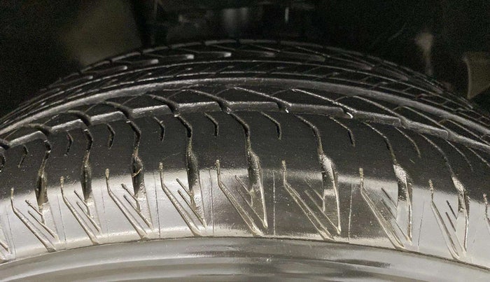 2022 Tata Safari XZ PLUS KAZIRANGA, Diesel, Manual, 79,296 km, Right Front Tyre Tread