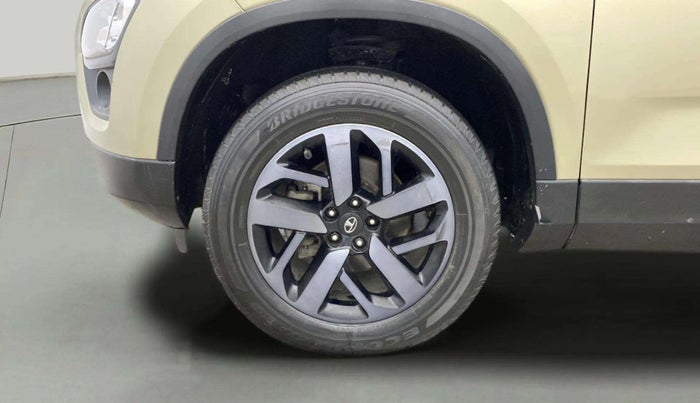 2022 Tata Safari XZ PLUS KAZIRANGA, Diesel, Manual, 79,296 km, Left Front Wheel