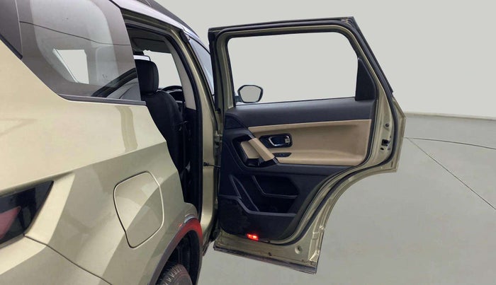 2022 Tata Safari XZ PLUS KAZIRANGA, Diesel, Manual, 79,296 km, RHS Rear Door