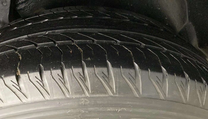 2022 Tata Safari XZ PLUS KAZIRANGA, Diesel, Manual, 79,296 km, Left Rear Tyre Tread