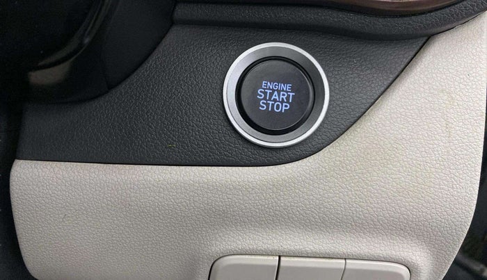 2023 Hyundai AURA SX 1.2 CNG, CNG, Manual, 40,328 km, Keyless Start/ Stop Button