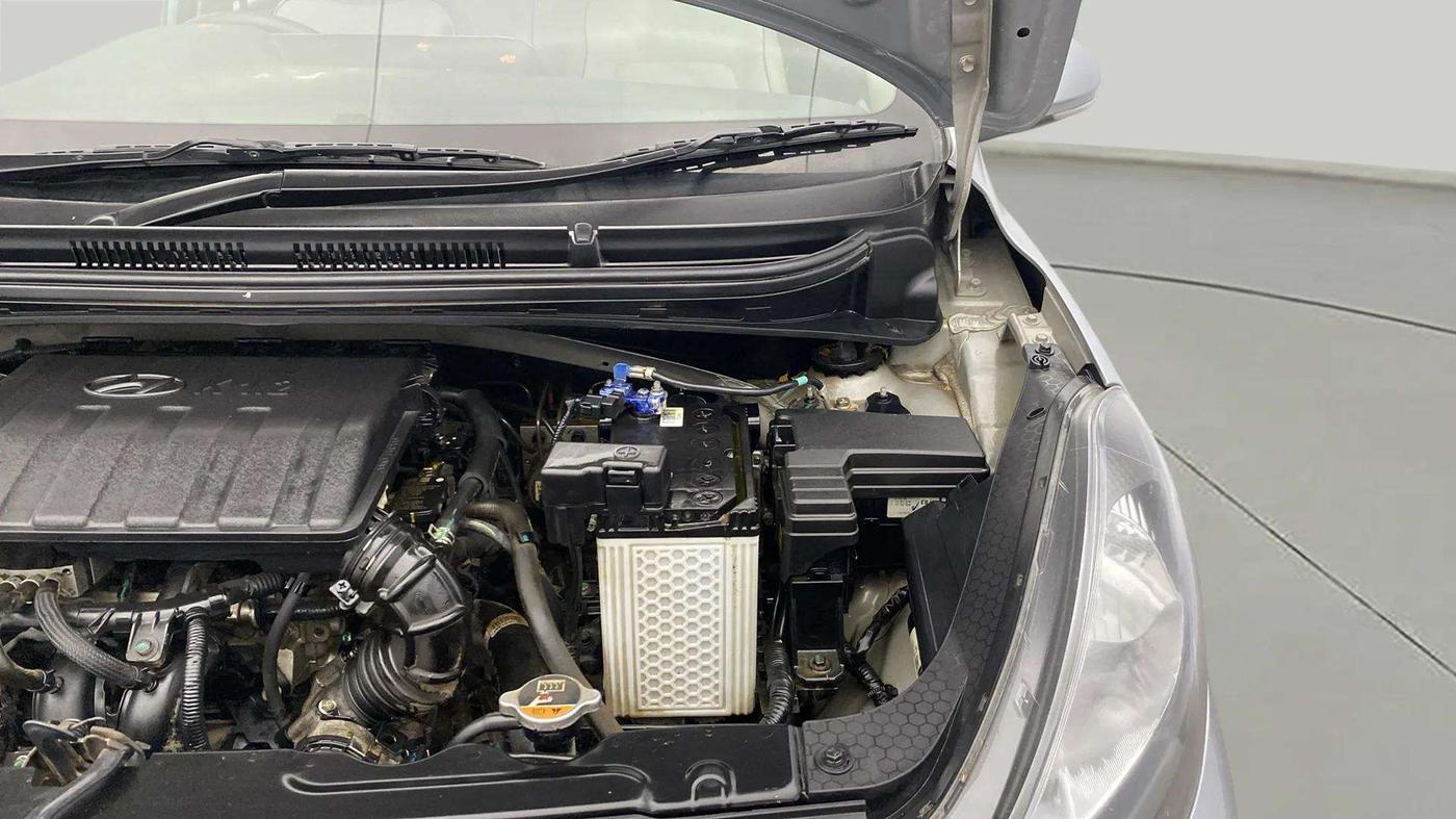 2023 Hyundai AURA SX 1.2 CNG, CNG, Manual, 40,328 km, Engine View - Left