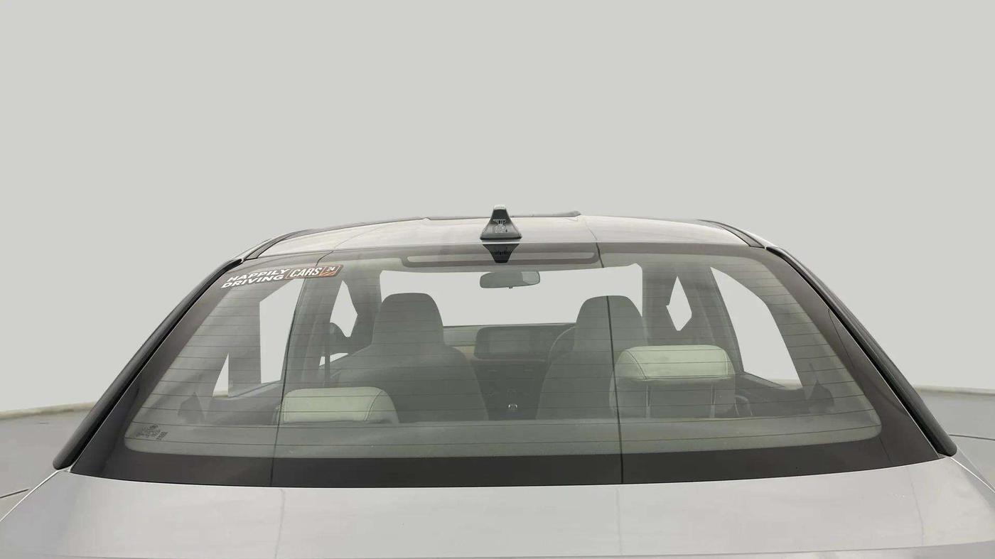 2023 Hyundai AURA SX 1.2 CNG, CNG, Manual, 40,328 km, Rear Windshield