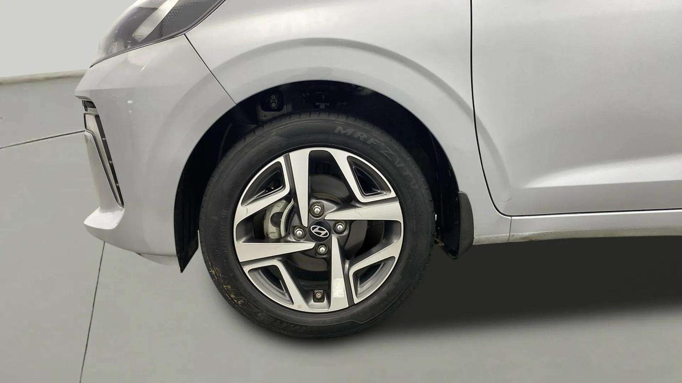 2023 Hyundai AURA SX 1.2 CNG, CNG, Manual, 40,328 km, Left Front Wheel