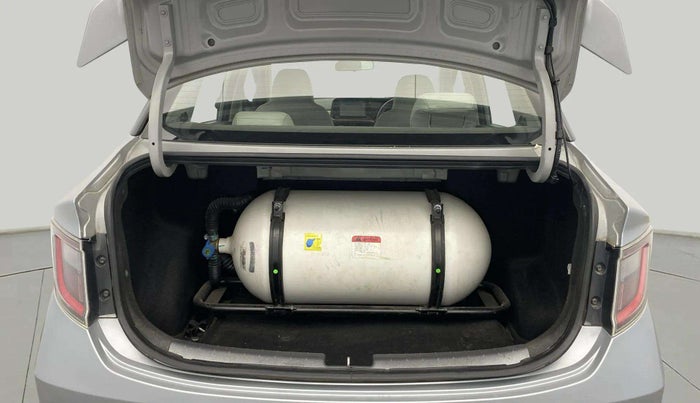 2023 Hyundai AURA SX 1.2 CNG, CNG, Manual, 40,328 km, Boot Inside
