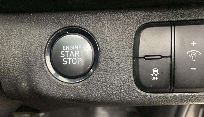 2019 Hyundai VENUE SX PLUS 1.0 TURBO DCT, Petrol, Automatic, 68,382 km, Keyless Start/ Stop Button