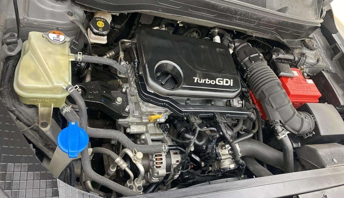 2019 Hyundai VENUE SX PLUS 1.0 TURBO DCT, Petrol, Automatic, 68,382 km, Engine View - Right