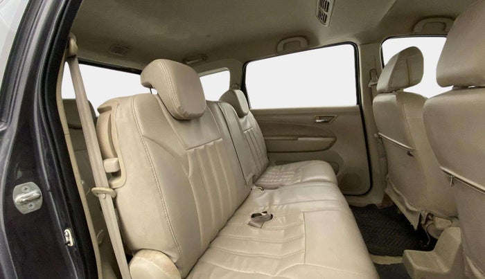 2013 Maruti Ertiga VXI, Petrol, Manual, 68,816 km, Right Side Rear Door Cabin