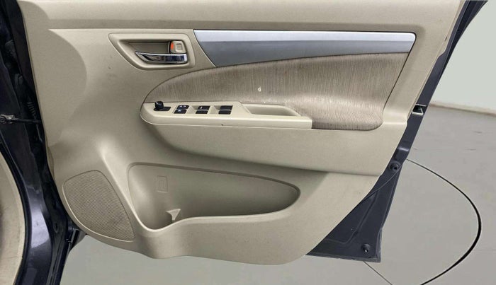 2013 Maruti Ertiga VXI, Petrol, Manual, 68,816 km, Driver Side Door Panels Control